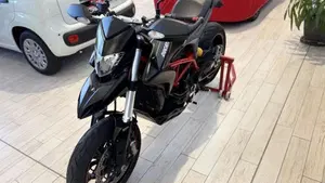 Ducati Hypermotard 821 (2013 - 15)  (8)