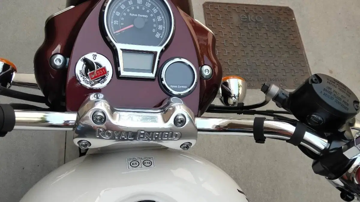 Royal Enfield Classic 650 (2025 - 26)  (9)