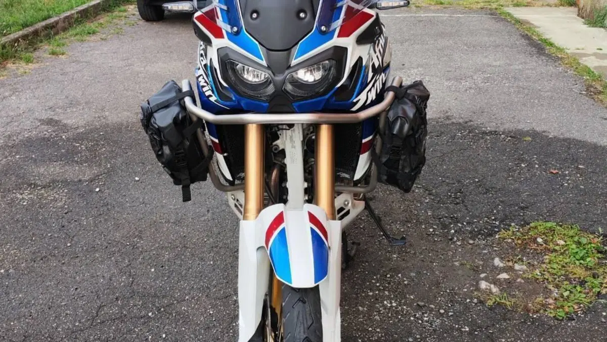 Honda Africa Twin CRF 1000L Adventure Sports (2018 - 19)  (2)
