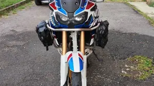 Honda Africa Twin CRF 1000L Adventure Sports (2018 - 19)  (2)
