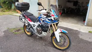 Honda Africa Twin CRF 1000L Adventure Sports (2018 - 19)  (3)