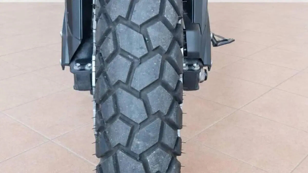 Honda Africa Twin CRF 1100L ES (2024 - 26)  (10)