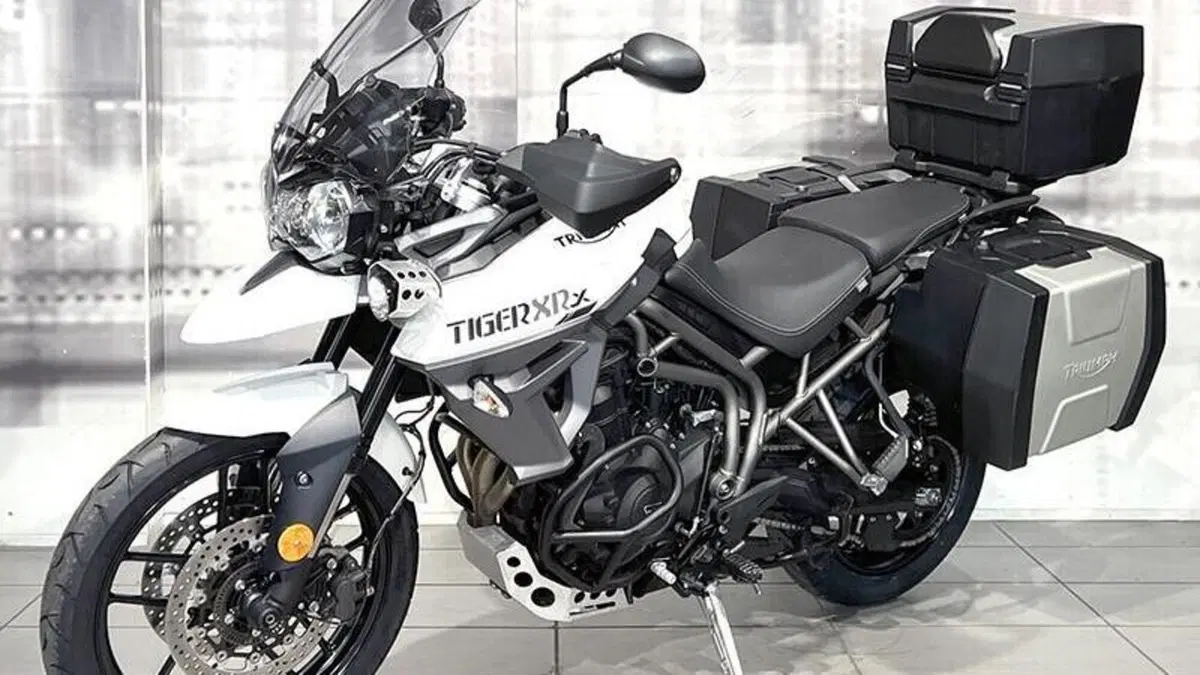 Triumph Tiger 800 XRx (2015 - 17)  (7)