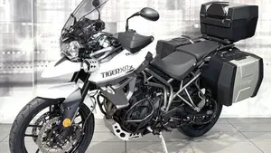 Triumph Tiger 800 XRx (2015 - 17)  (7)
