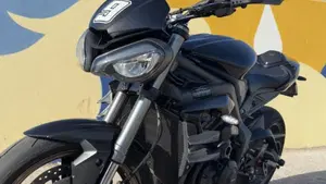 Triumph Street Triple RS (2020 - 22)  (2)
