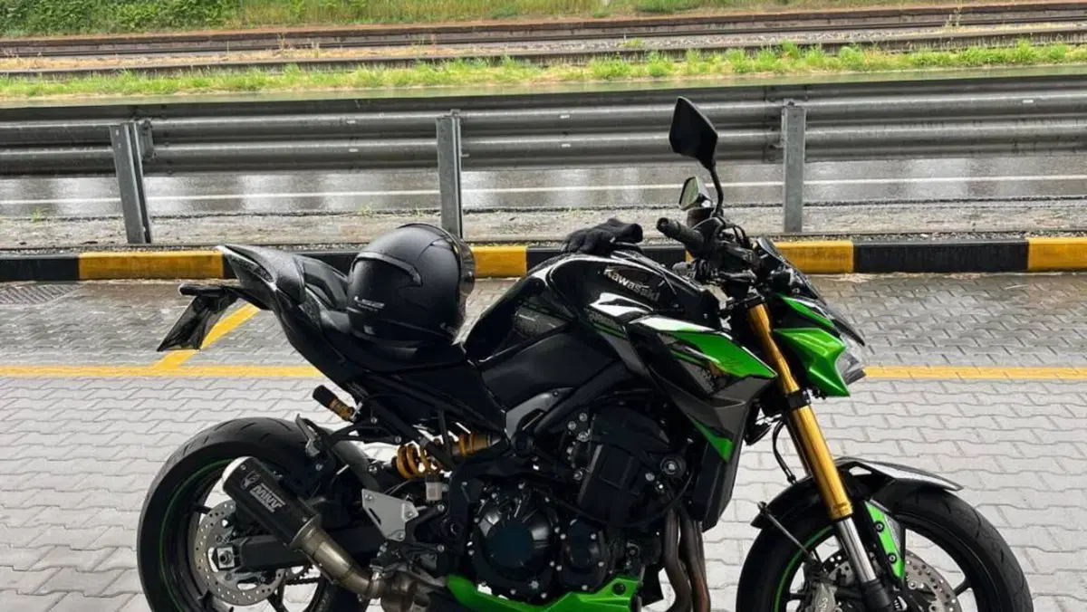 Kawasaki Z 900 SE (2022 - 24)  (3)