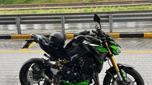 Kawasaki Z 900 SE (2022 - 24)  (3)