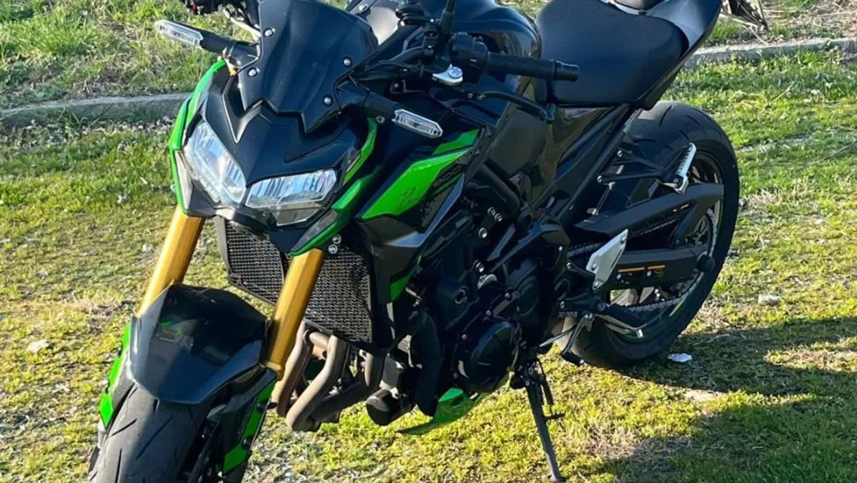 Kawasaki Z 900 SE (2022 - 24)  (4)