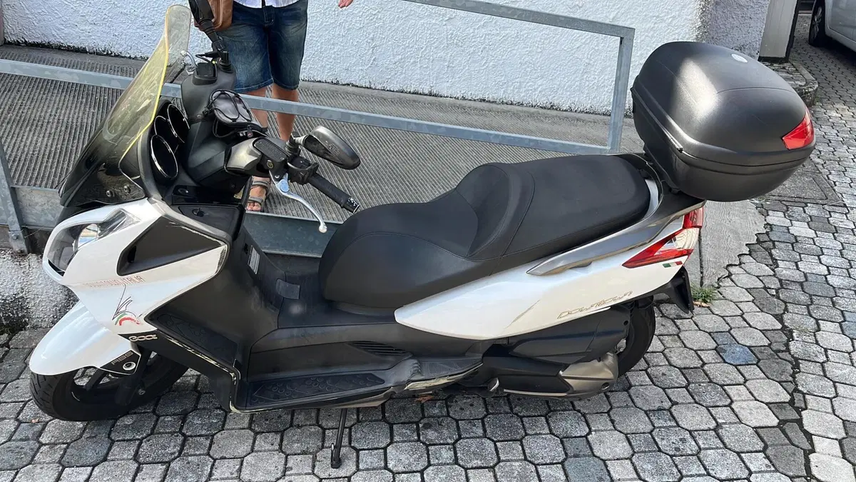 Kymco Downtown 300i ABS (2009 - 17) 