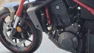 Honda CB 750 Hornet (2023 - 24)  (4)
