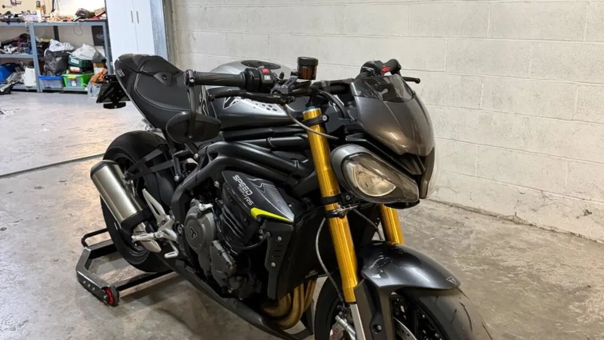 Triumph Speed Triple 1200 RS (2025 - 26)  (2)