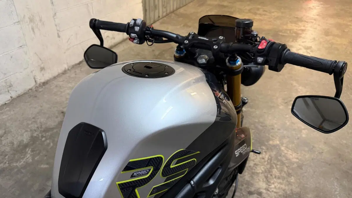 Triumph Speed Triple 1200 RS (2025 - 26)  (6)