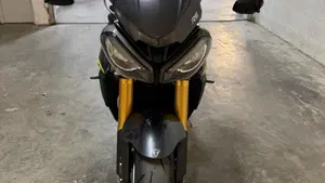 Triumph Speed Triple 1200 RS (2025 - 26)  (8)