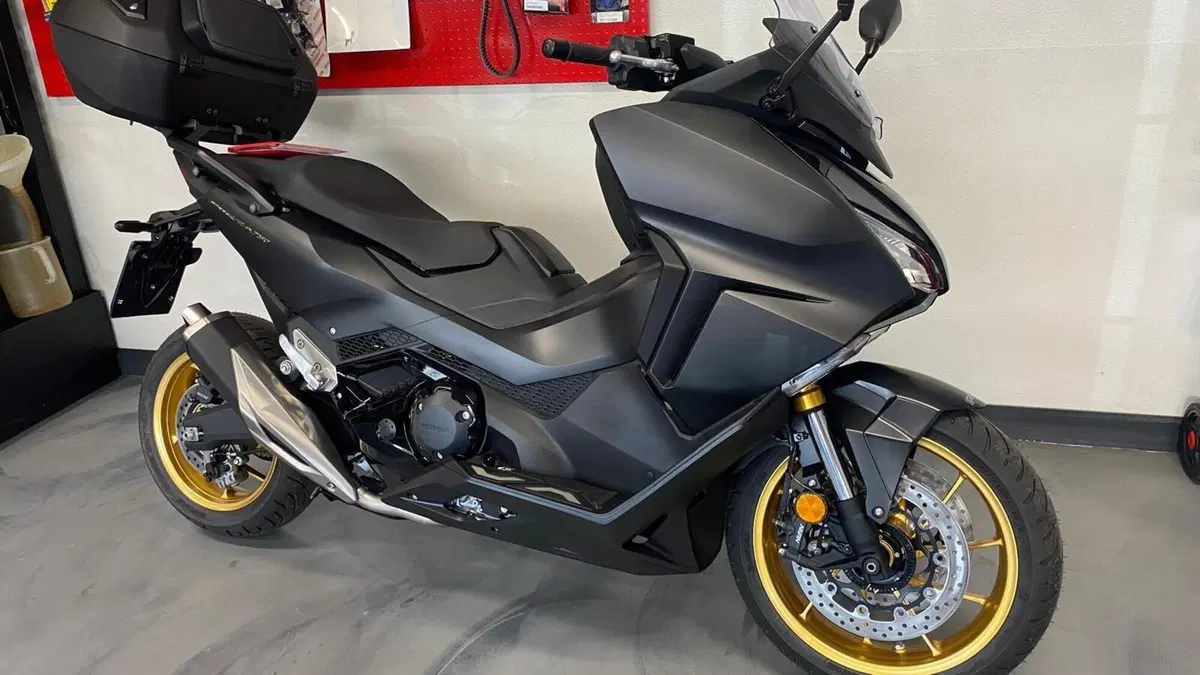 Honda Forza 750 DCT Special Edition (2024)  (2)