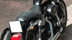 Harley-Davidson 883 R (2008 - 16) - XL 883R  (6)