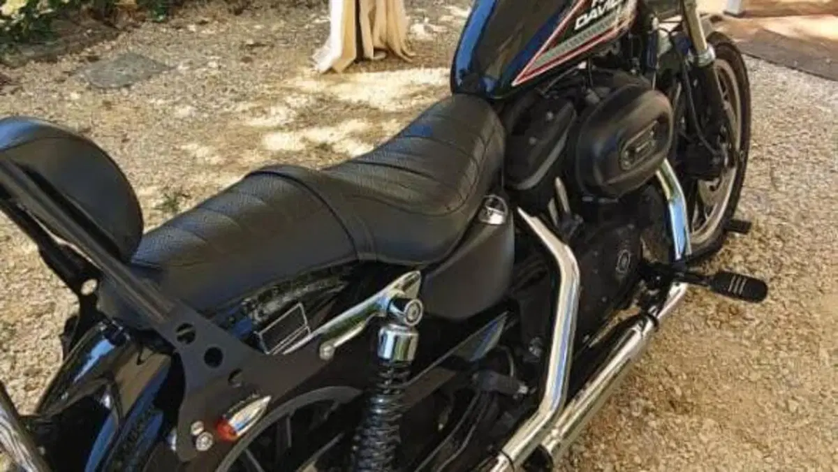 Harley-Davidson 883 R (2008 - 16) - XL 883R  (13)