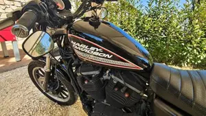 Harley-Davidson 883 R (2008 - 16) - XL 883R  (3)