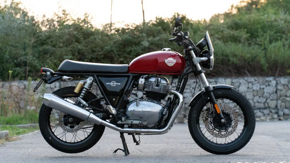 Royal Enfield Interceptor 650 (2021 - 26)  (7)