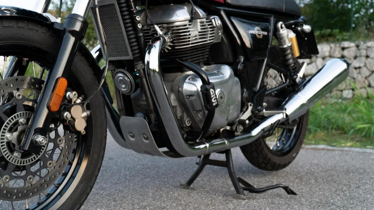 Royal Enfield Interceptor 650 (2021 - 26)  (10)