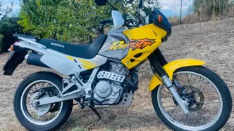 Honda NX650 Dominator epoca