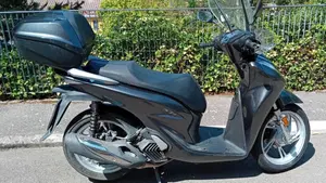 Honda SH 150i (2020 - 23)  (2)
