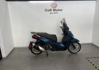 Piaggio Beverly 300 ABS-ASR (2021 - 25) - Annuncio 10098013