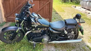 Triumph Thunderbird Storm 1700 ABS (2010 - 16)  (4)