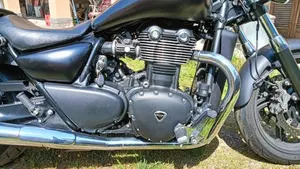 Triumph Thunderbird Storm 1700 ABS (2010 - 16)  (10)
