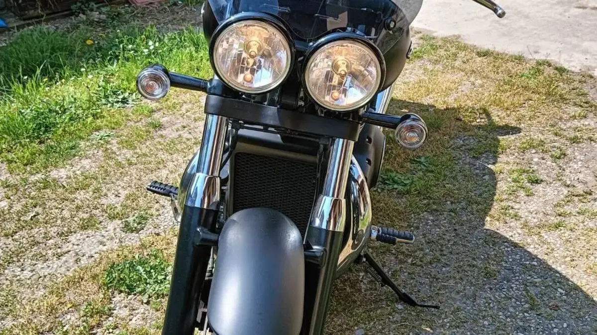 Triumph Thunderbird Storm 1700 ABS (2010 - 16)  (12)