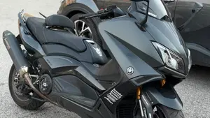 Yamaha T-Max 530 Iron Max ABS (2014 - 17) 