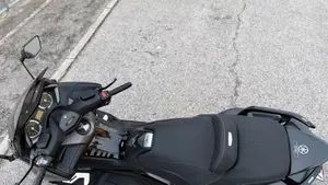 Yamaha T-Max 530 Iron Max ABS (2014 - 17)  (4)