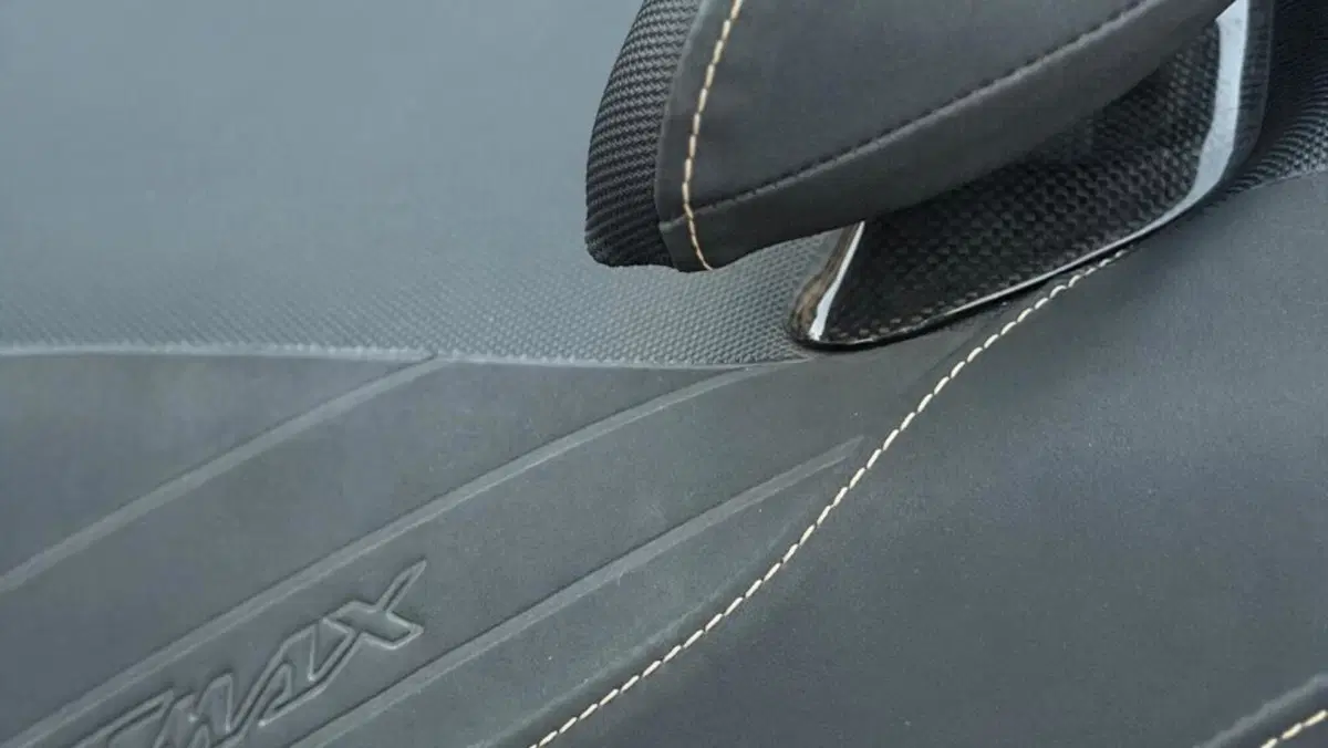 Yamaha T-Max 530 Iron Max ABS (2014 - 17)  (5)