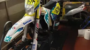 Husqvarna TE 300i (2020)  (7)