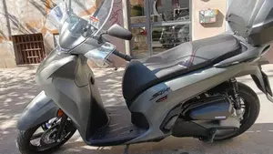 Honda SH 350i GT (2025 - 26)  (2)