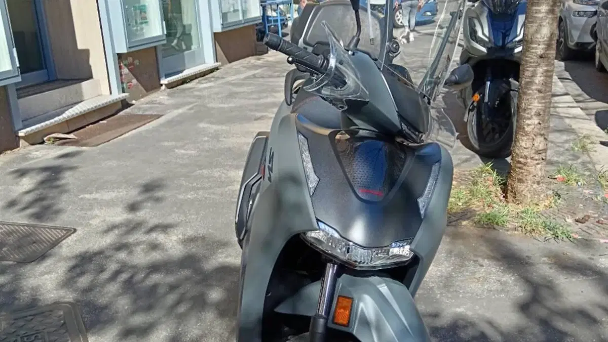 Honda SH 350i GT (2025 - 26)  (3)