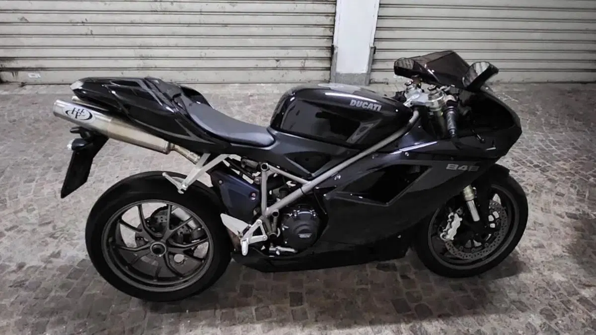 Ducati 848 (2007 - 13)  (3)