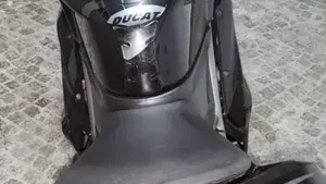 Ducati 848 (2007 - 13)  (4)