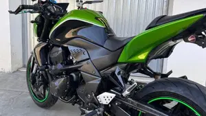Kawasaki Z 750 R (2011 - 14) 