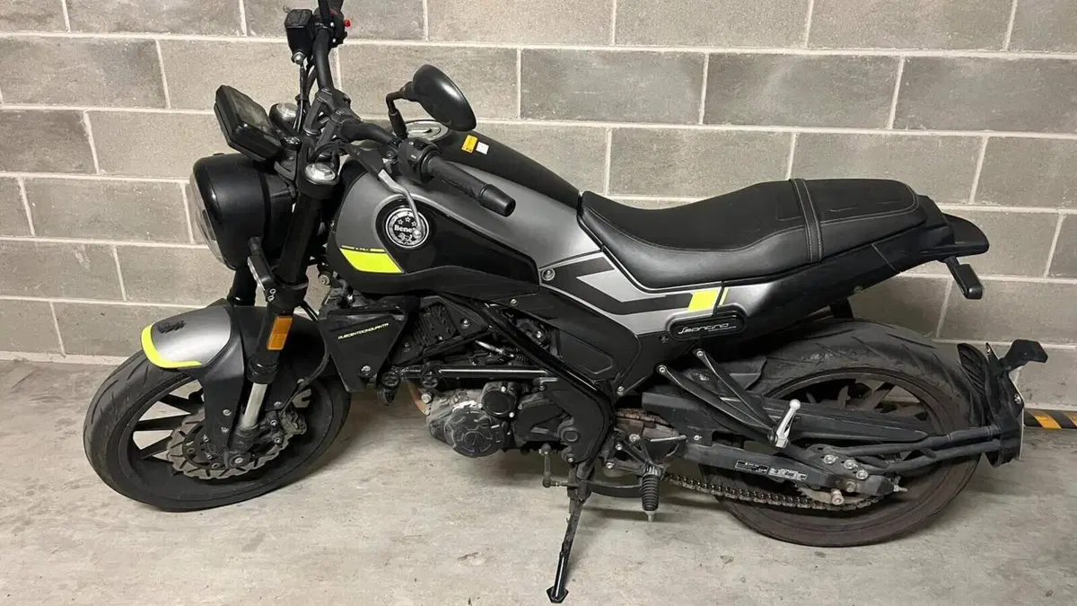 Benelli Leoncino 250 (2019 - 20) 