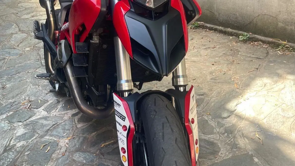 Ducati Hypermotard 821 (2013 - 15)  (4)