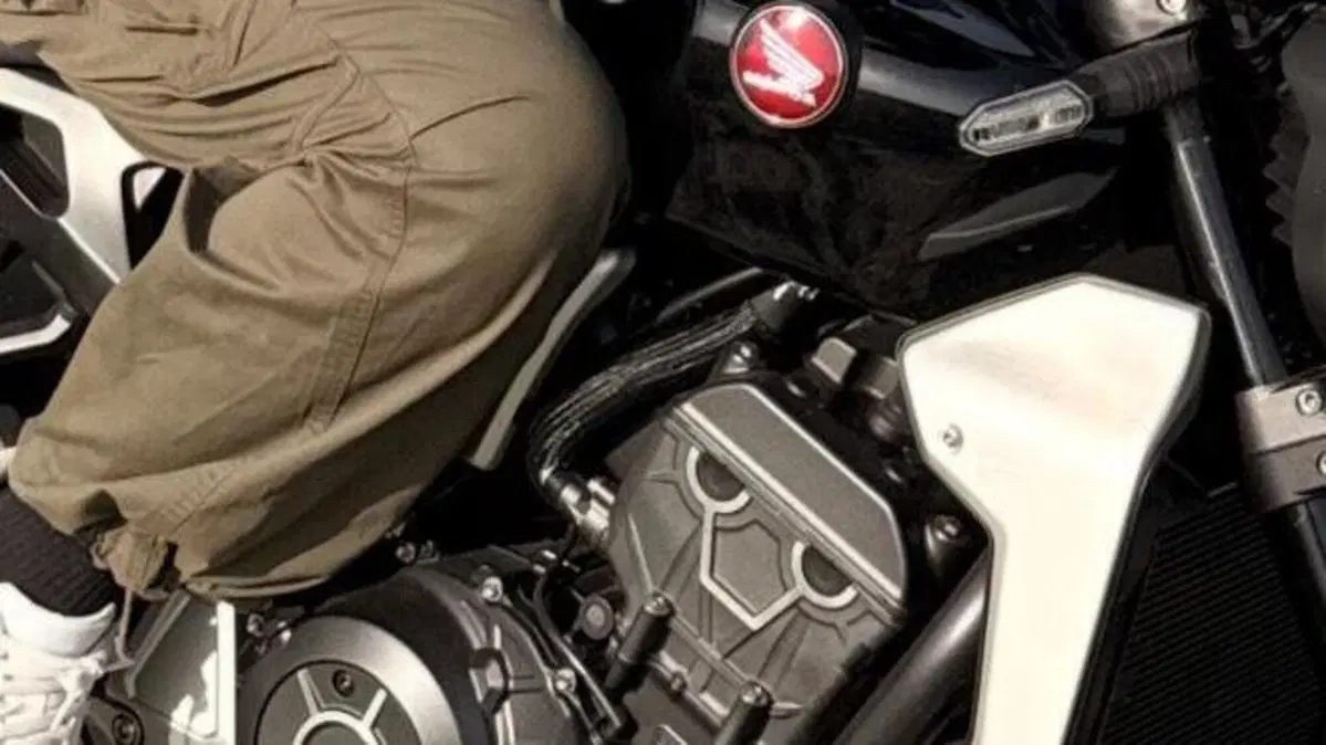 Honda CB 1000 R + Neo Sport Cafè (2019 - 20)  (4)