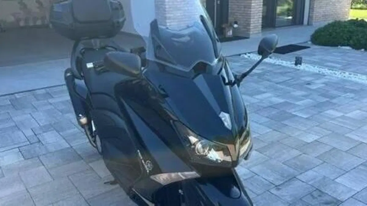 Yamaha T-Max 530 (2012 - 14)  (2)