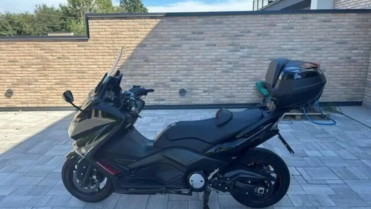 Yamaha T-Max 530 (2012 - 14)  (4)