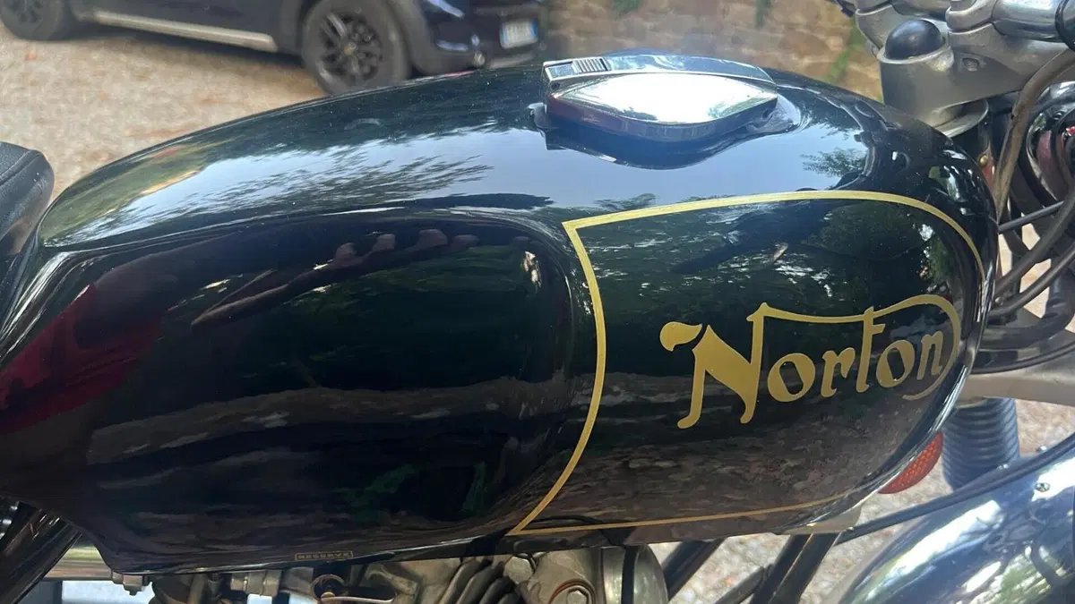Norton   (9)