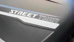 Triumph Street Twin 900 (2019 - 20)  (4)
