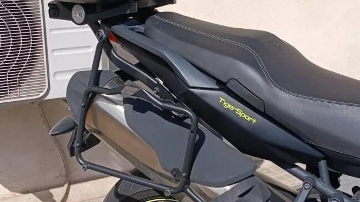 Triumph Tiger 1050 Sport ABS (2016 - 20)  (6)
