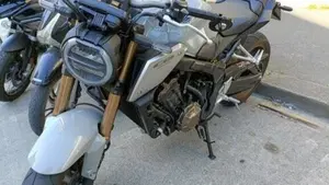 Honda CB 650 R (2021 - 23)  (2)