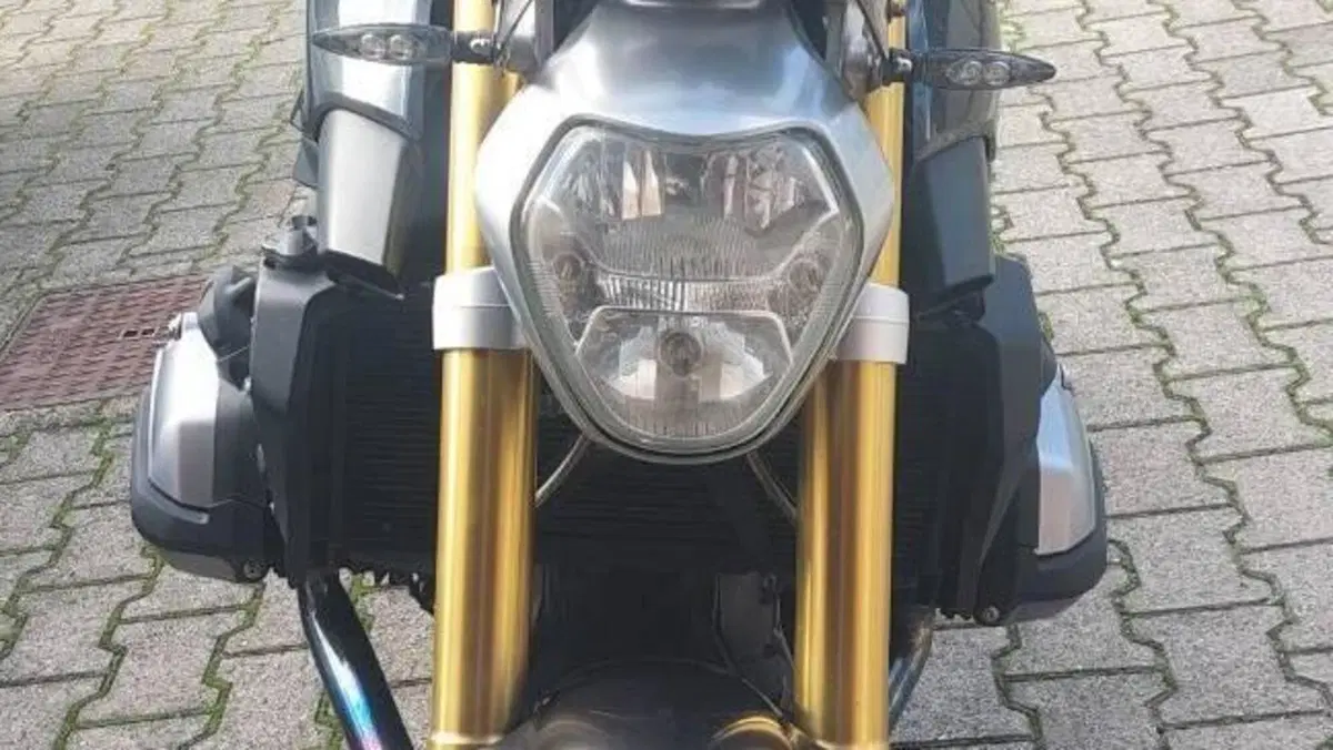 Bmw R 1200 R (2015 - 16)  (3)