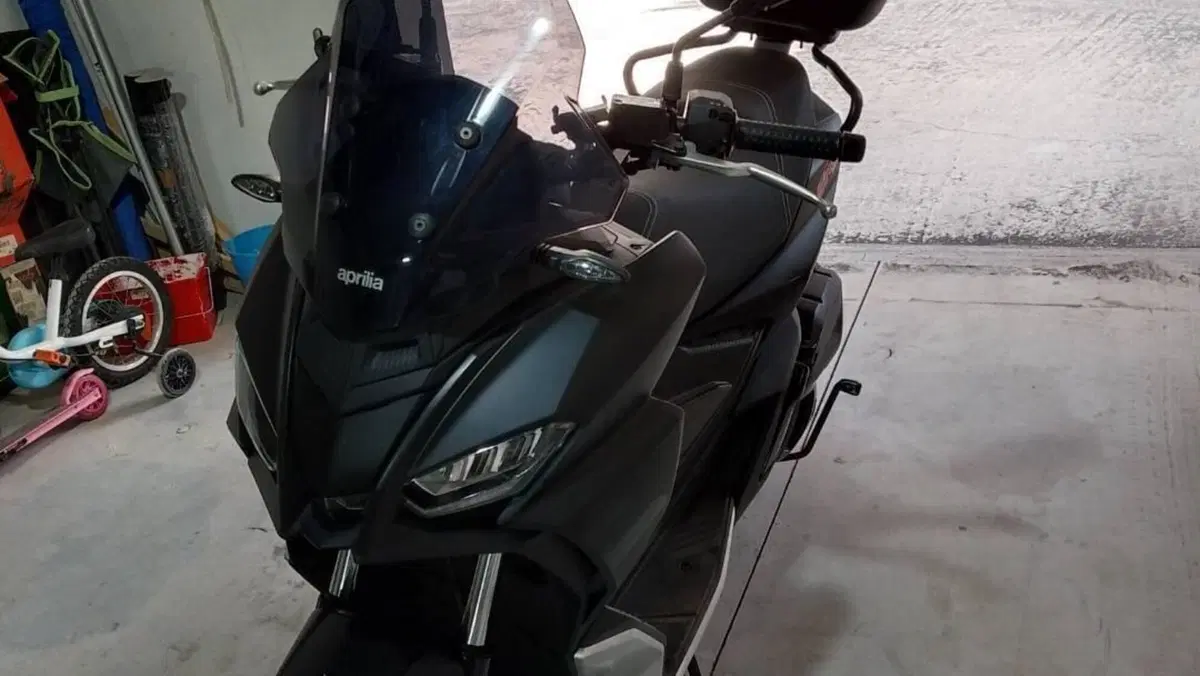 Aprilia SR GT 200 (2022 - 24) 