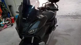 Aprilia SR GT 200 (2022 - 24) usata